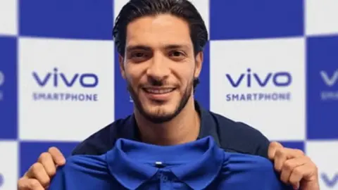 Vivo Smartphone nombra a Raúl Jiménez como nuevo embajador de la marca: una historia de resiliencia que inspira