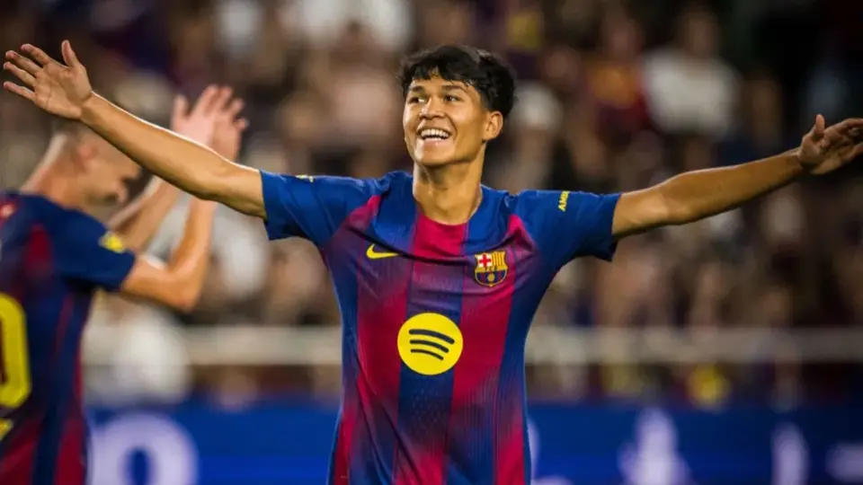 Flick “enamorado” de la nueva joya blaugrana: Dro Fernández