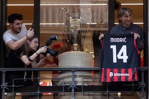 Luka Modrić es presentado como nuevo refuerzo del AC Milan tras su paso por el Real Madrid
