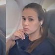 Mujer brasileña que se negó a ceder su asiento en avión ahora demanda a madre del niño y aerolínea