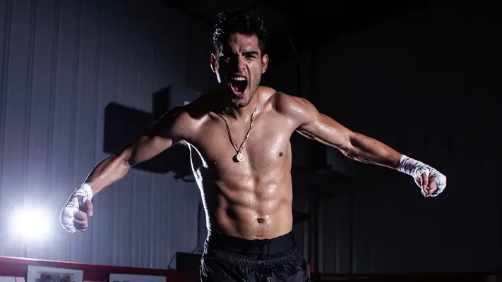 Gilberto 'Zurdo' Ramírez continúa como Campeón Mundial de Peso Crucero tras vencer a Yunier Dorticos