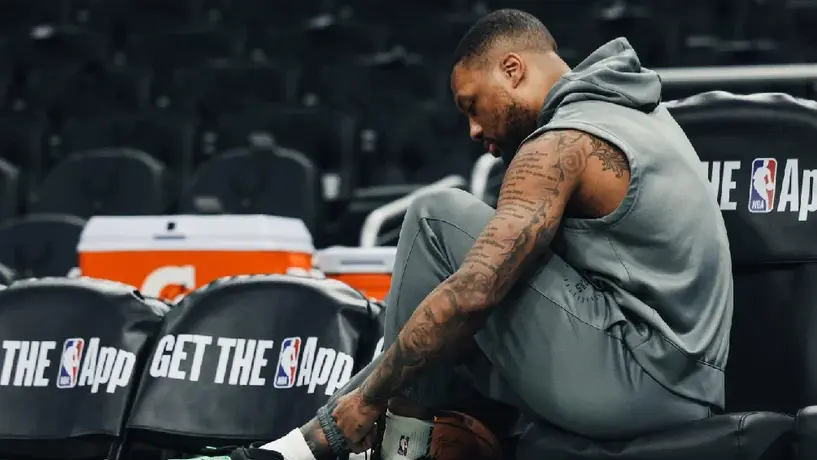 Damian Lillard cerca de los Celtics de Boston