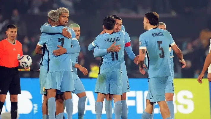 Uruguay rompe racha negativa con victoria ante Venezuela y se acerca al Mundial
