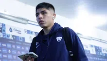 ¡Gran detalle! Piero Quispe alegró la noche de un aficionado de Pumas regalándole su camiseta