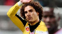 Exequipo de Guillermo Ochoa sufre descenso a tercera división por crisis financiera