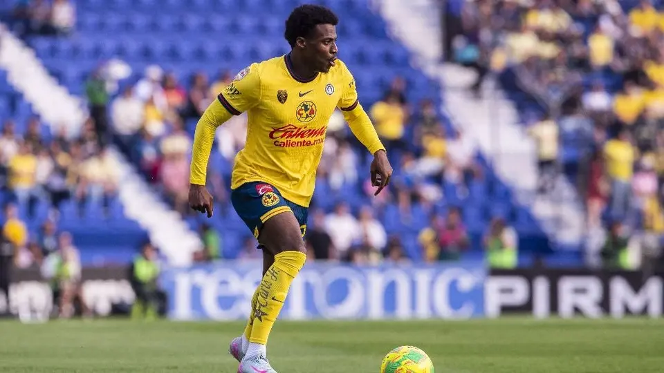 ¿Javairo Dilrosun jugará con Surinam?