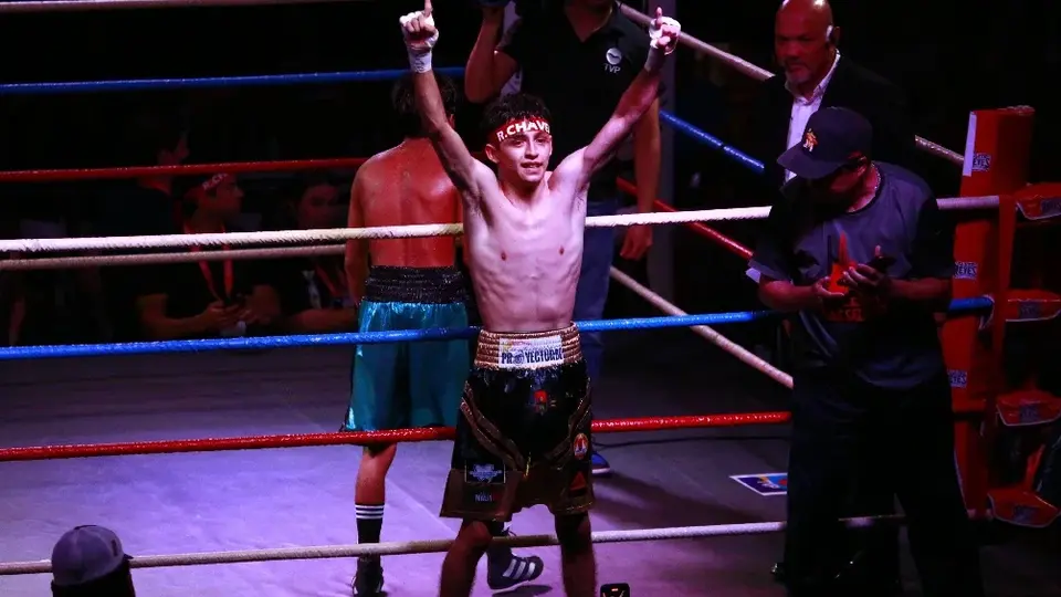 ‘Soy un Chavéz más, pero este Chávez sí trae ganas’: sobrino de Julio César Chávez debuta con victoria en el boxeo