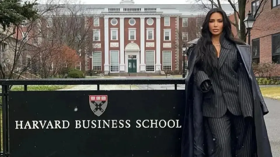 ¡Dígame licenciada! Kim Kardashian oficialmente se convierte en abogada
