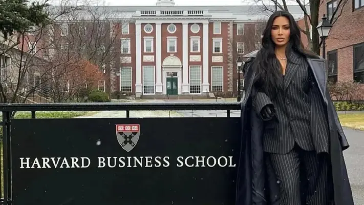 ¡Dígame licenciada! Kim Kardashian oficialmente se convierte en abogada