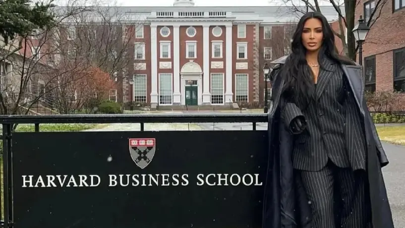 ¡Dígame licenciada! Kim Kardashian oficialmente se convierte en abogada