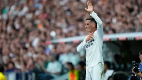 Real Madrid hace homenaje a Lucas Vázquez y sus 400 partidos