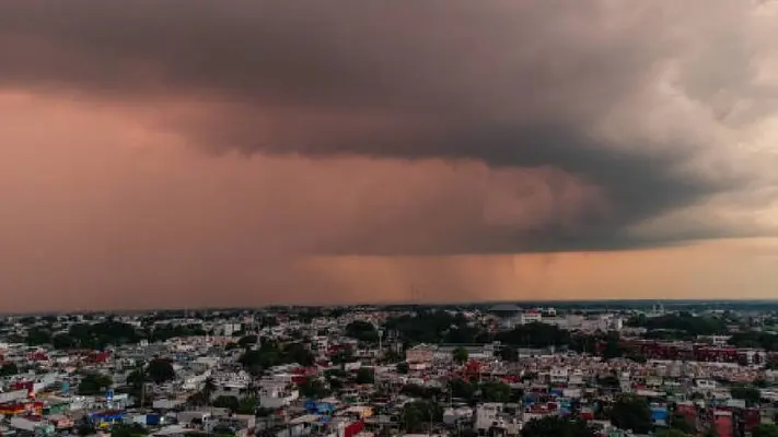 CDMX activa alerta naranja y amarilla por lluvias fuertes y posible granizo