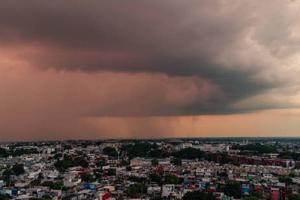 CDMX activa alerta naranja y amarilla por lluvias fuertes y posible granizo