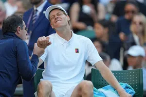 ¿Fuera de Wimbledon? Jannik Sinner cancela entrenamiento por lesión