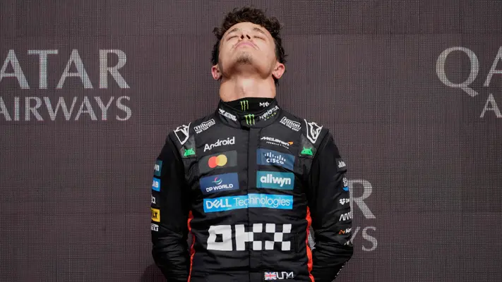 ¡Golpean a Lando Norris durante celebración del GP de Gran Bretaña!