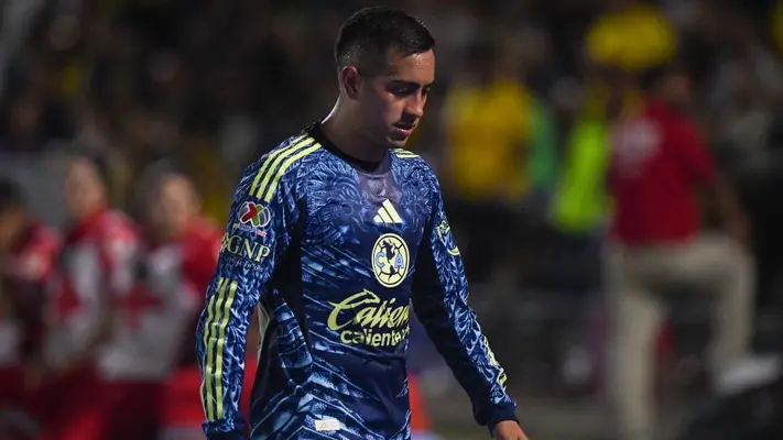 ¡Brutal! Así fue la entrada de Erick Sánchez que dejó a América con uno menos