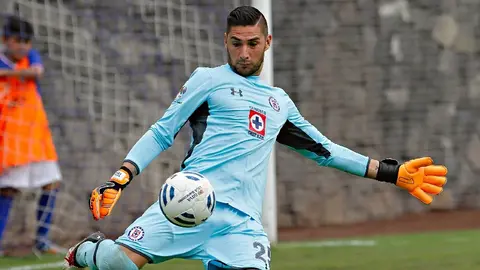 Carlos Hermosillo a Yosgart Gutiérrez: '¿Quién eres? Jugaste en Cruz Azul y no pasó nada'