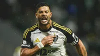 ¡Estás loco, Hulk! El brasileño se manda un impresionante doblete con Atlético Mineiro ante Palmeiras