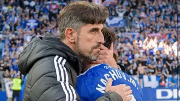 De la puerta de atrás de San Nicolás a la gloria con Oviedo: Veljko Paunović a nada del ascenso
