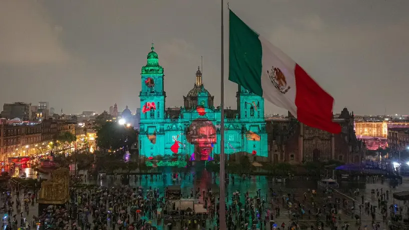Iglesia vs Gobierno CDMX: Critican proyecciones sobre la Catedral por ofender la fe