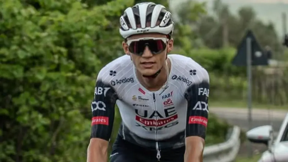 Isaac del Toro gana Etapa 2 de la Vuelta a Austria y escala posiciones en clasificación