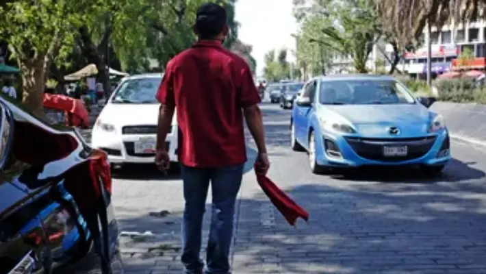 ¡Es oficial! Ya no más ‘franeleros’ o ‘viene-viene’ en la CDMX