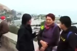 VIDEO: Abuela lleva a su nieto a la playa para conocer un tsunami tras terremoto en Rusia