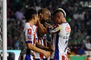En Brasil, el futbol mexicano se conoce por Memo Ochoa, señaló Joao Pedro
