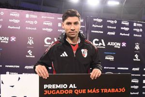 ¡Argentina lo hace de nuevo! Gonzalo Montiel y su premio muy peculiar por ser MVP