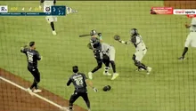 ¡Se armó la campal! Pelotero de Rieleros trató de golpear con el bate a pitcher de Guerreros