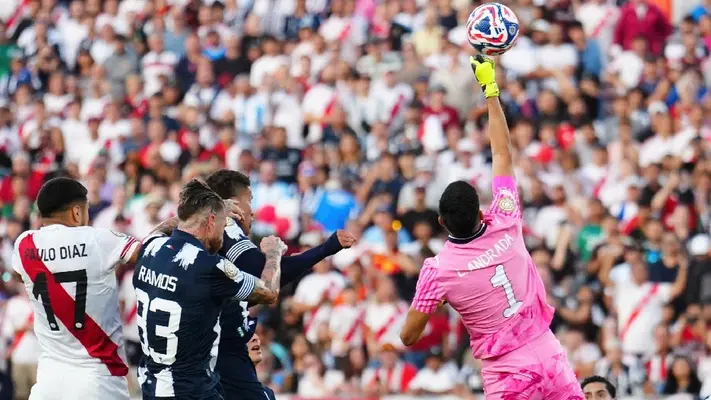 Miguel Borja ‘sorprendido’ de Esteban Andrada en el Rayados vs River Plate