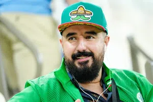 Campeón del Mundo en 1986 pide expulsar de México a Álvaro Morales: "guatemalteco sarnoso"