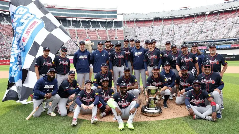 Atlanta Braves vence a los Cincinnati Reds en el MLB Speedway Classics