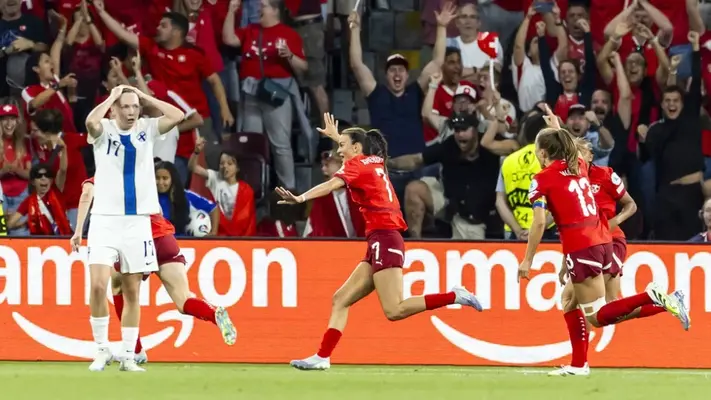 Euro 2025: Con agónico gol, Suiza empata a Finlandia y clasifica por primera vez a Cuartos de Final