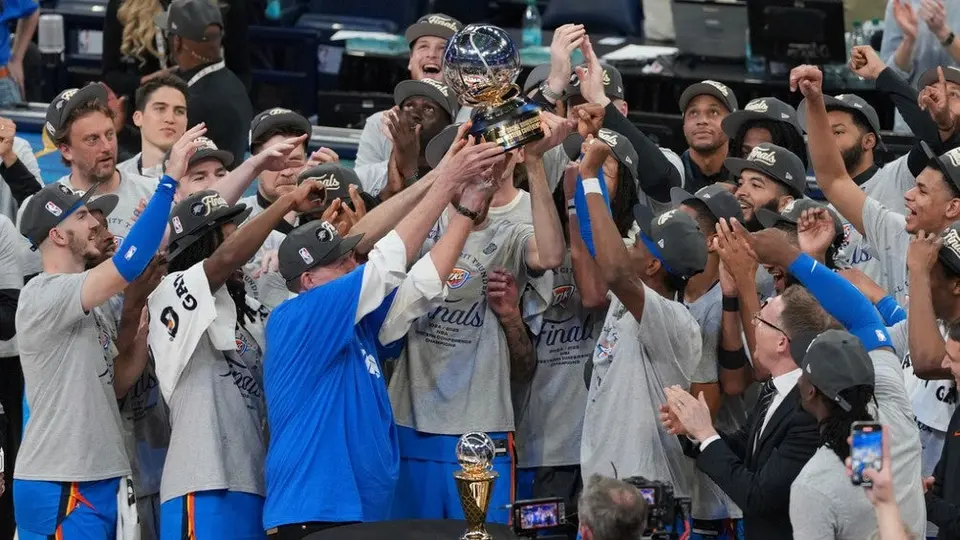 Gilgeous-Alexander anota 34 y Thunder apabulla 124-94 a Timberwolves para avanzar a Finales de NBA