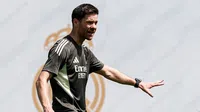 ¡Primer día en la oficina! Xabi Alonso dirigió su primer entrenamiento con Real Madrid