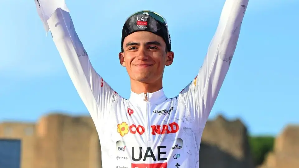 ¿Qué sigue para Isaac del Toro tras vencer en el UCI Europe Tour 2025?