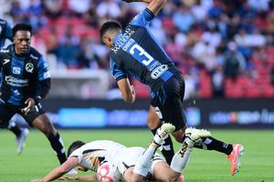 ¿Pumas se ve afectado por el arbitraje en el partido ante Querétaro?