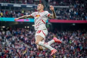 Benjamin Sesko jugará en Manchester United tras llegar a acuerdo con RB Leipzig