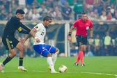 Arbitraje y VAR de la Final de la Copa Oro toman polémicas decisiones a favor de la Selección Mexicana