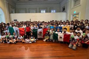 Niños de Texcoco ganan 7 medallas en Olimpiada de Matemáticas en Singapur