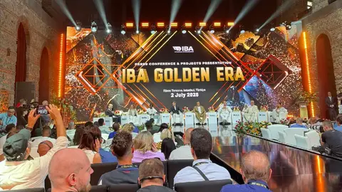 IBA presentó los nuevos cinturones de su Golden Era para revolucionar al boxeo