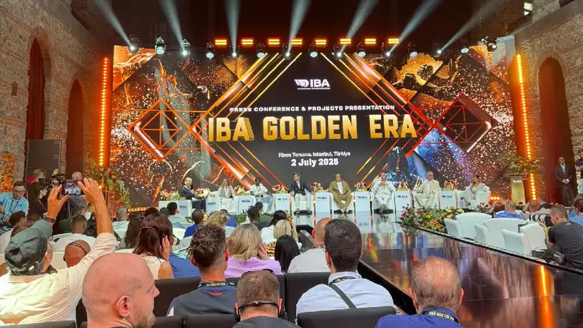 IBA presentó los nuevos cinturones de su Golden Era para revolucionar al boxeo