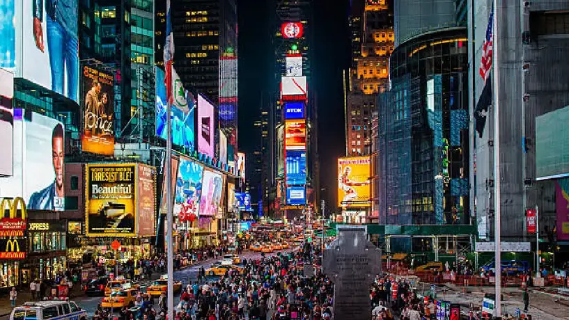 VIDEO: Tiroteo en Times Square deja tres heridos; un adolescente detenido