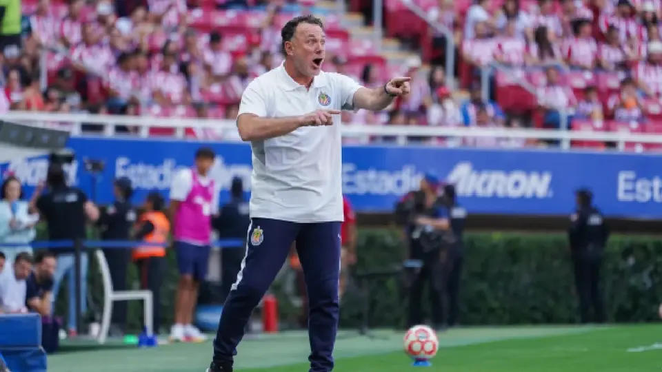 Gabriel Milito tras mal momento de Chivas: "Para salir de esto necesitamos hombría"