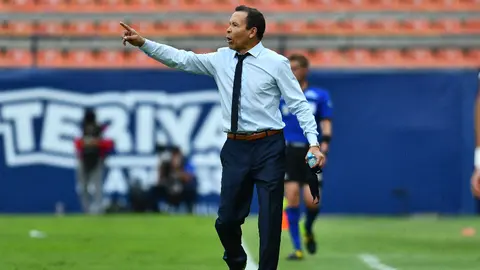 Profe Cruz vuelve al banquillo tras cuatro años; dirigirá al Deportivo Malacateco de Guatemala