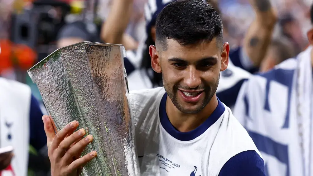 'Cuti' Romero, cerca de Atlético de Madrid | X: @Spurs_ES
