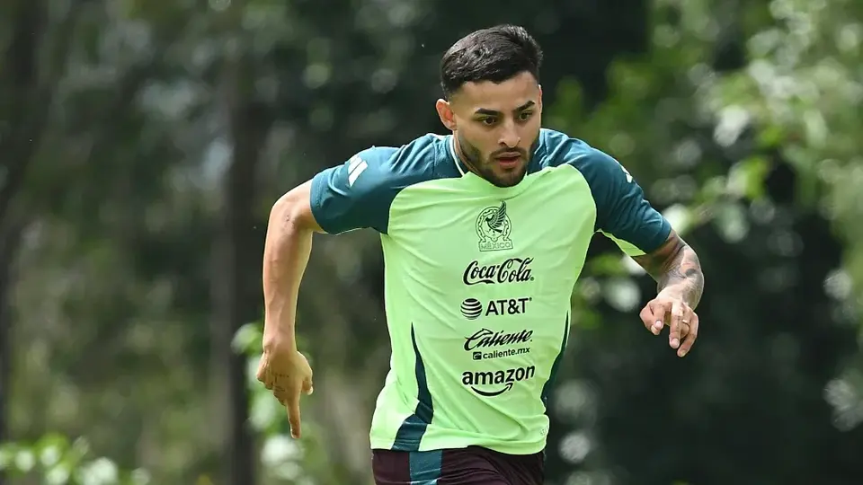 Alexis Vega destaca a los mexicanos en Europa: "Ayuda mucho a la Selección"