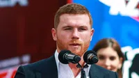 Canelo Álvarez acerca de una posible revancha contra Bivol: "No es necesaria, pero sí la quiero"