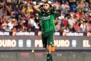 ¿A billetazos? Jonathan Orozco reveló cómo convenció al dueño de Xolos por el dorsal 1